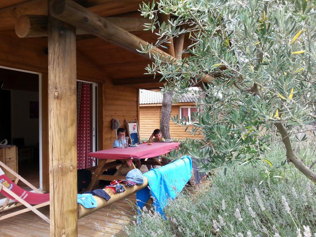 Parc Residentiel Les Hauts De Baldy Agde Exterior foto